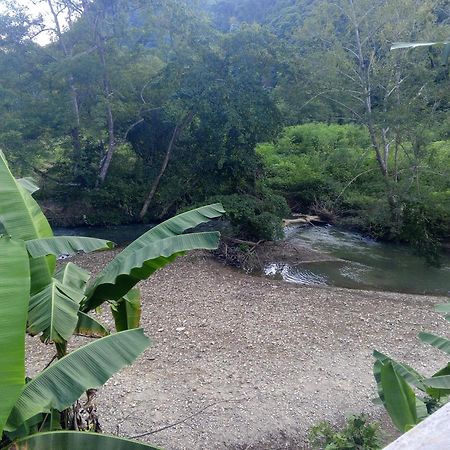 Campingsite Swimming Pool Ban Nongkham Buitenkant foto