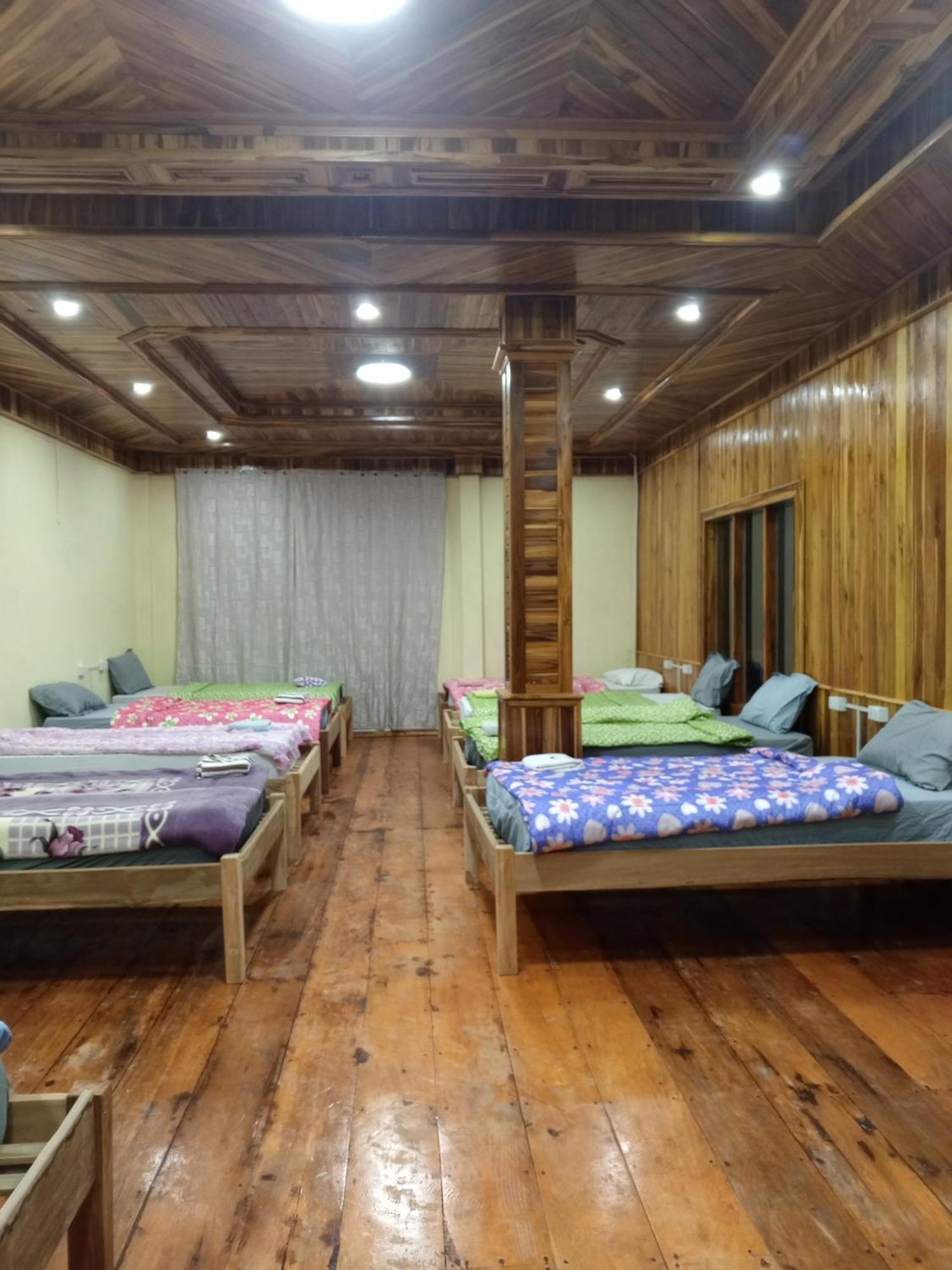 Campingsite Swimming Pool Ban Nongkham Buitenkant foto